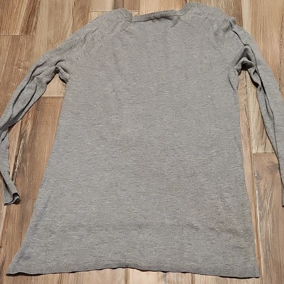Rock & Republic womens sweater size large - Picture 4 of 4